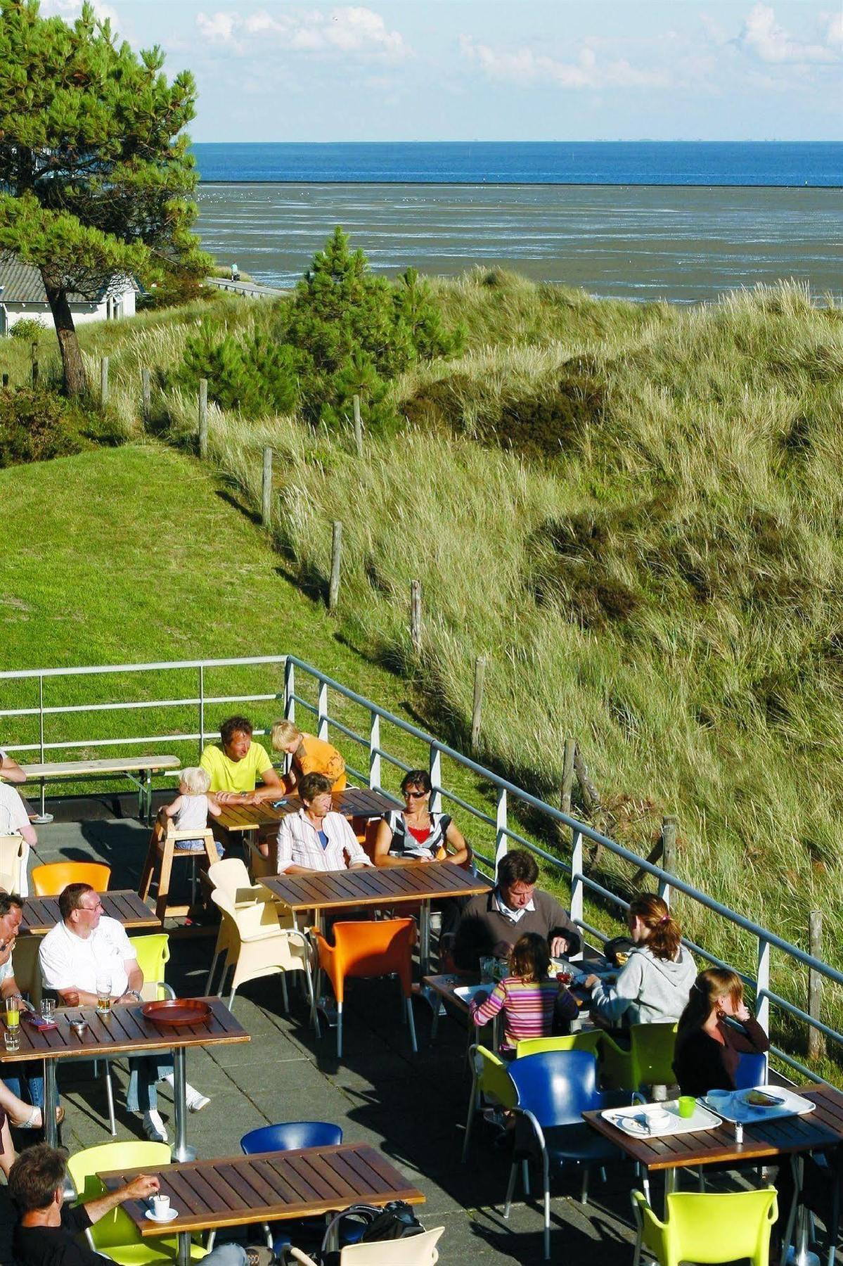 Stayokay Hostel Terschelling West-Terschelling Exterior photo